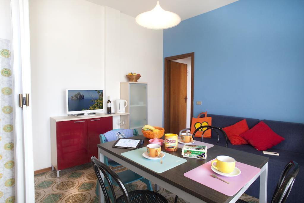 Residence Holiday Bellaria-Igea Marina Værelse billede