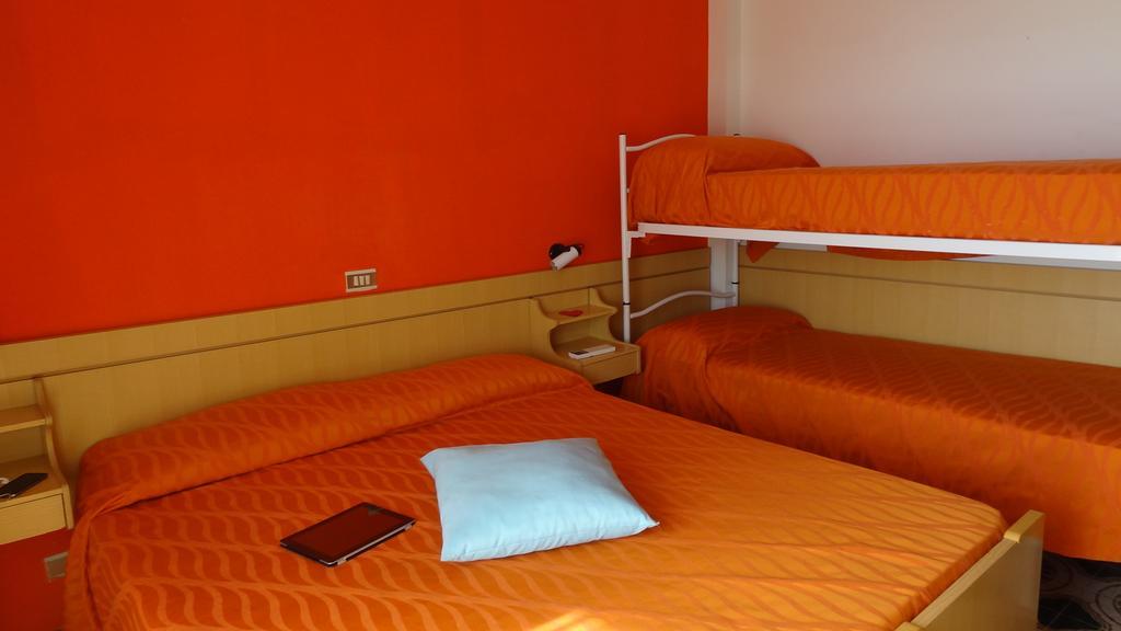 Residence Holiday Bellaria-Igea Marina Eksteriør billede